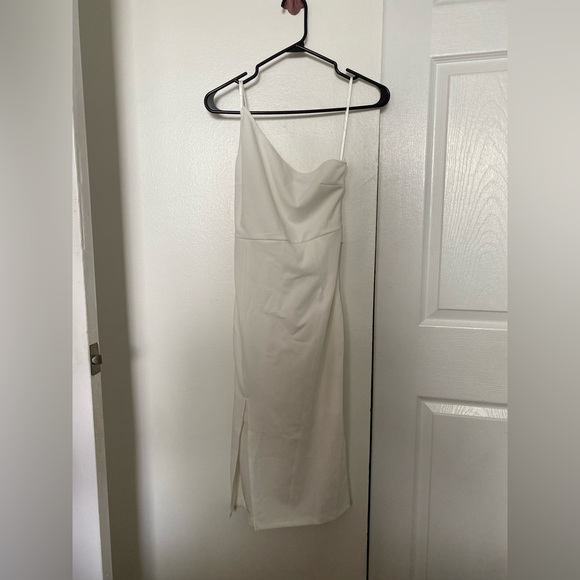 🆕 Showpo One Shoulder Dress - Picture 7 of 7